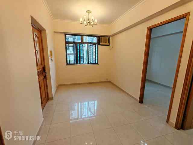Shek Tong Tsui - Green View Court 01