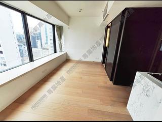 Mid Levels Central - Gramercy 02