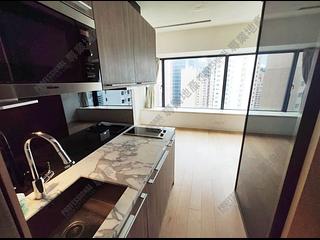 Mid Levels Central - Gramercy 04
