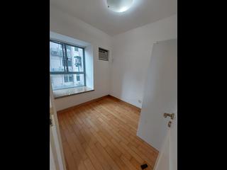 Sheung Wan - Queen's Terrace Block 2 03