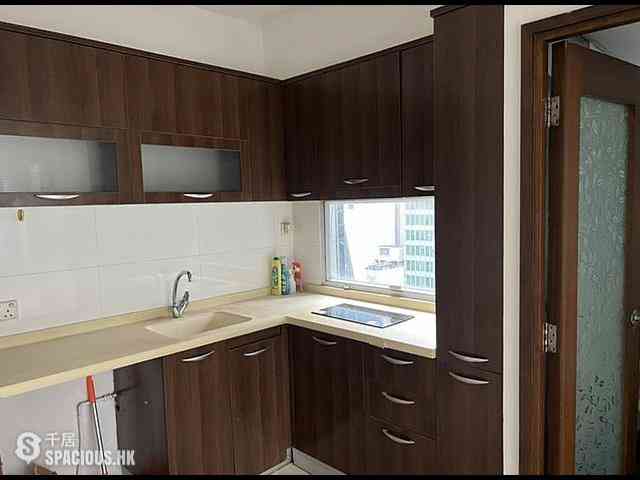 Central - Hung Kei Mansion 05