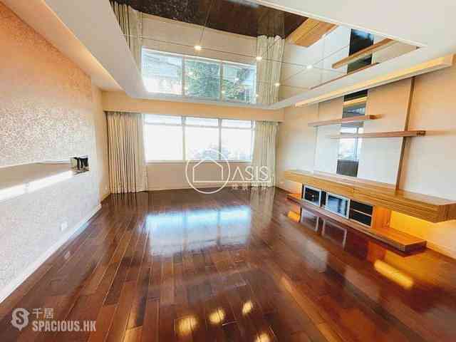 Stubbs Road - Evergreen Villa 01