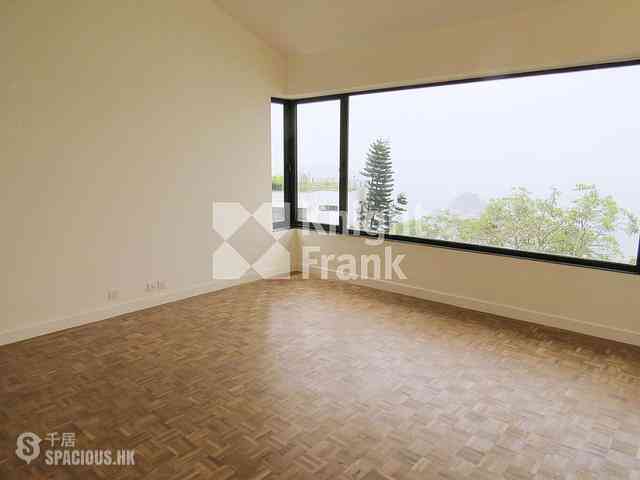 Repulse Bay - 9-10, Headland Road 02
