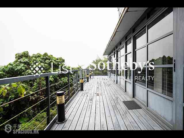 Clear Water Bay - Leung Fai Tin 05