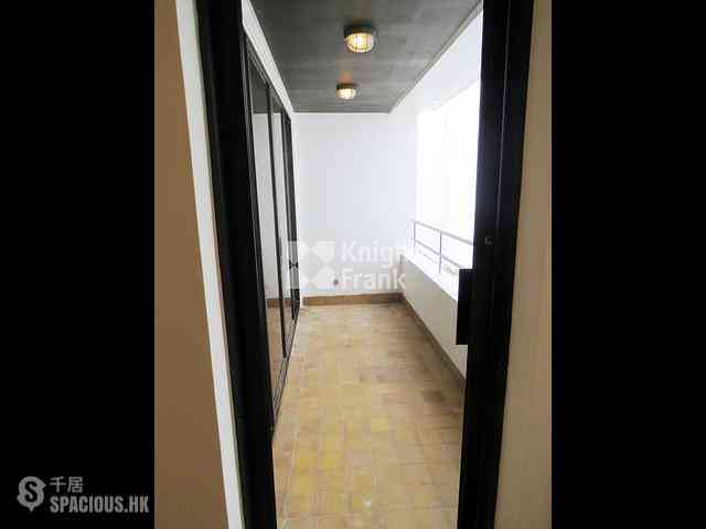 Repulse Bay - 9-10, Headland Road 07