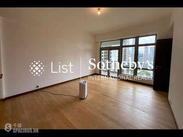 Mid Levels Central - Eva Court 10
