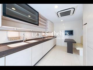 Mid Levels Central - Estoril Court 11