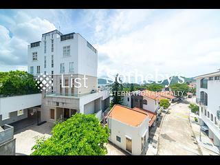 Chung Hom Kok - Casa Del Sol 03