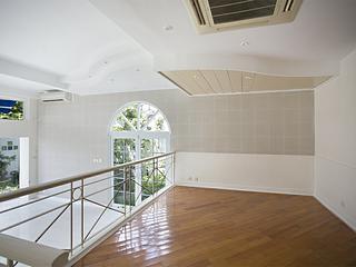 Clear Water Bay - Sea Breeze Villa 05