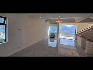 Repulse Bay - The Beachfront 04