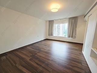 Mid Levels Central - Garden Terrace 03