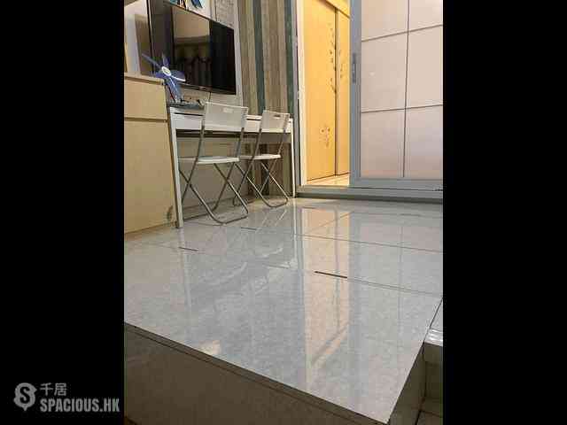 Tseung Kwan O - Savannah Block 3B 02