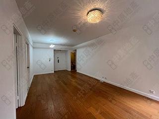 Mid Levels Central - Elegant Terrace 04