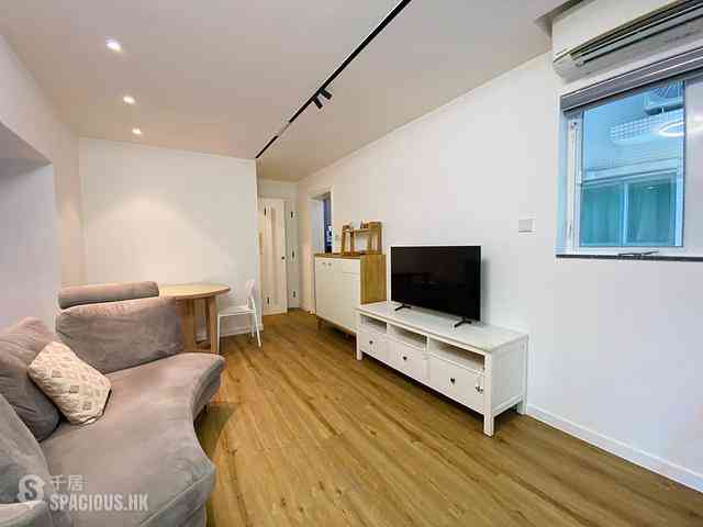 Tung Chung - Seaview Crescent Block 1 01