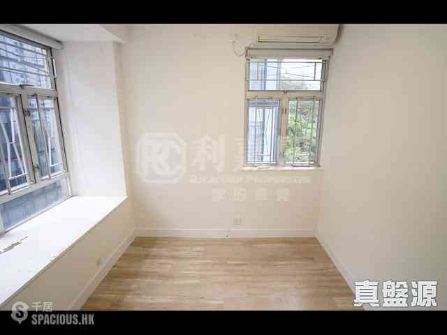 Tai Hang - China Tower 04