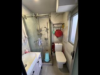 Sai Ying Pun - 300-302, Queen's Road West 07