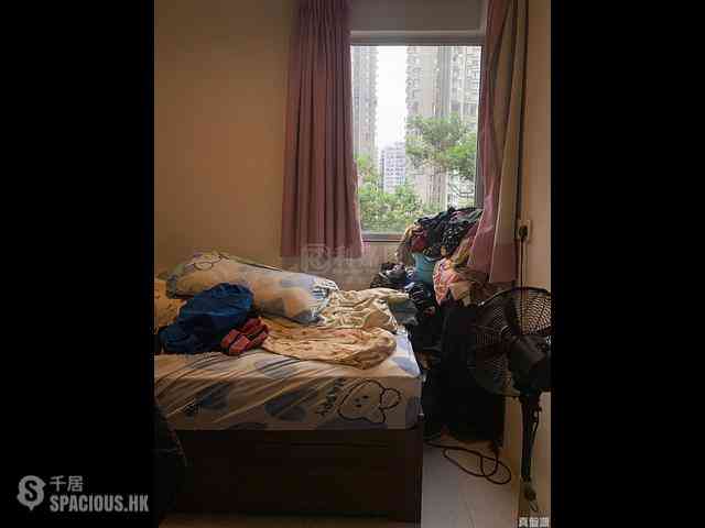 Quarry Bay - Nan Fung Sun Chuen 01