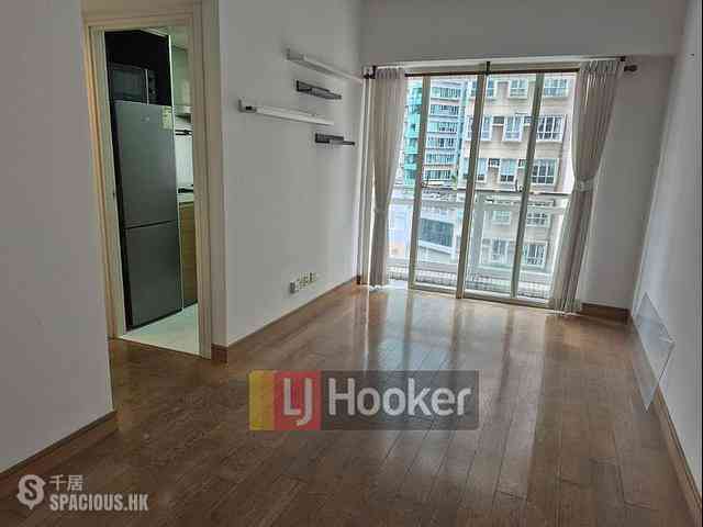 Soho - Centrestage 01