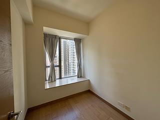 Sai Ying Pun - Island Crest 02