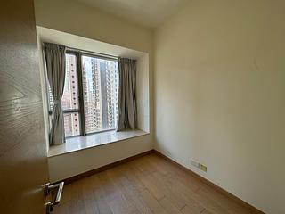 Sai Ying Pun - Island Crest 04
