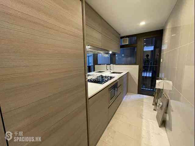 Tung Chung - The Visionary Tower 8 04