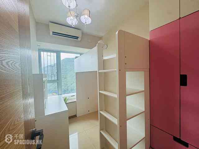 Tung Chung - Caribbean Coast Phase 1 Monterey Cove Tower 5 03