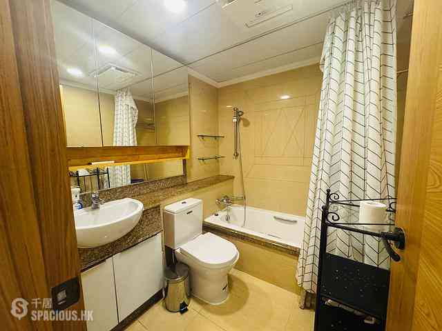 Tung Chung - Caribbean Coast Phase 1 Monterey Cove Tower 5 06