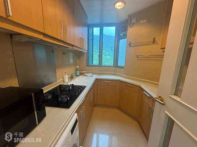 Tung Chung - Caribbean Coast Phase 1 Monterey Cove Tower 3 02