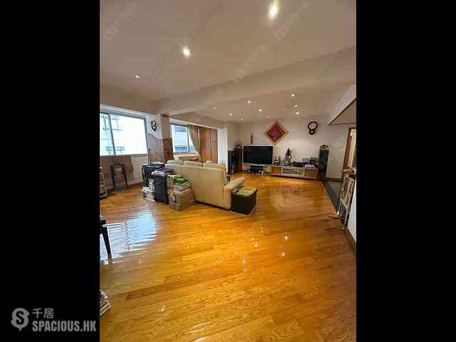Mid Levels Central - Ivory Court 01