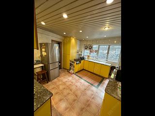 Mid Levels Central - Ivory Court 07