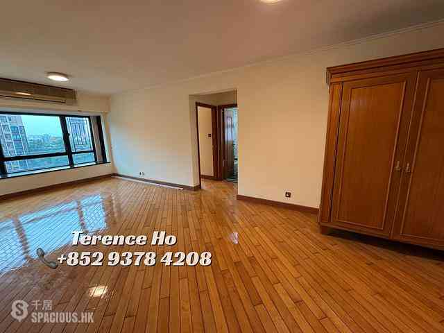 Yau Ma Tei - King'S Park Villa Block 7 04