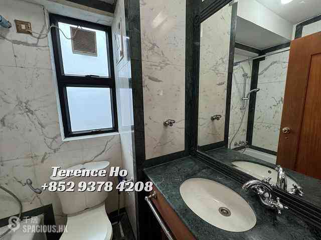 Yau Ma Tei - King'S Park Villa Block 7 11