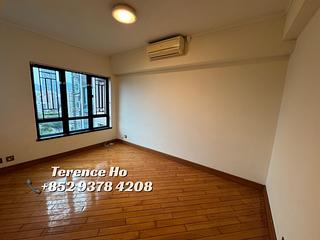 Yau Ma Tei - King'S Park Villa Block 7 12