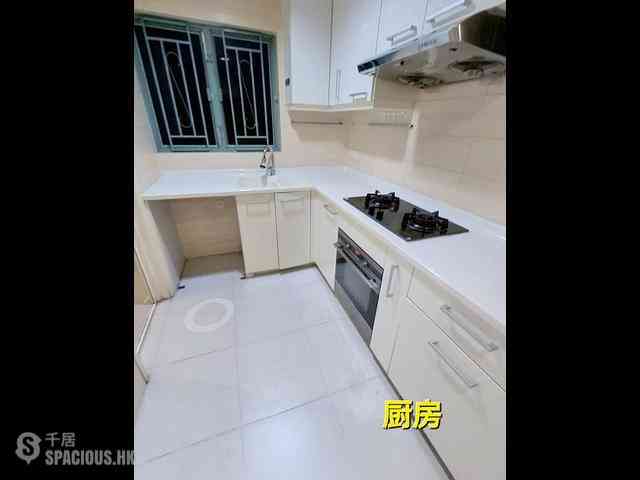 Tai Po - Parc Versailles Phase 1 04