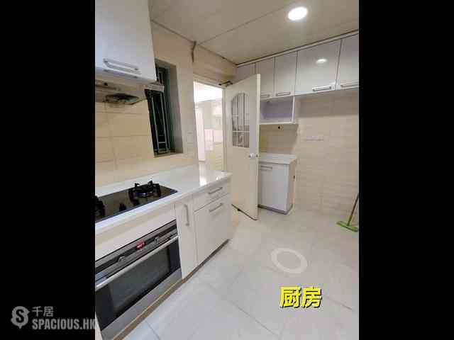 Tai Po - Parc Versailles Phase 1 05