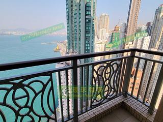 Kennedy Town - The Merton 04