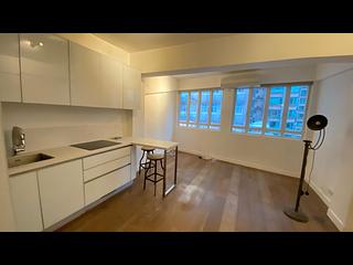 Sheung Wan - 58, Queen's Road West 03