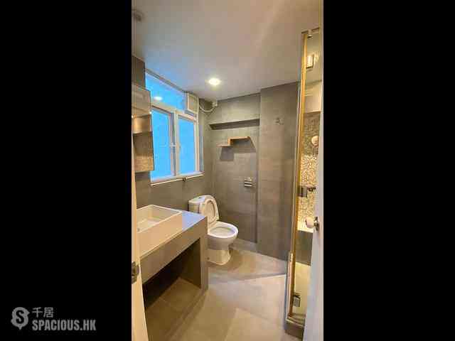 Sheung Wan - 58, Queen's Road West 06