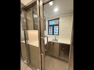 Sheung Wan - 64, Bonham Strand 02
