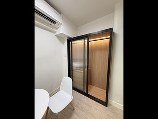 Sheung Wan - 64, Bonham Strand 04