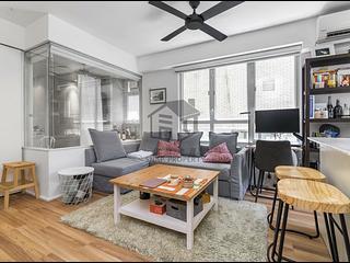 Mid Levels Central - Ying Fai Court 03