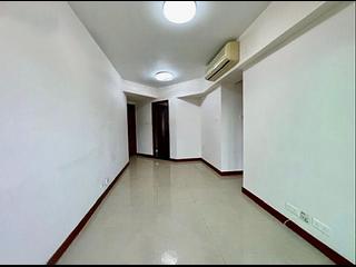 Kennedy Town - The Merton 06