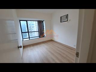 Mid Levels Central - The Grand Panorama Block 2 04