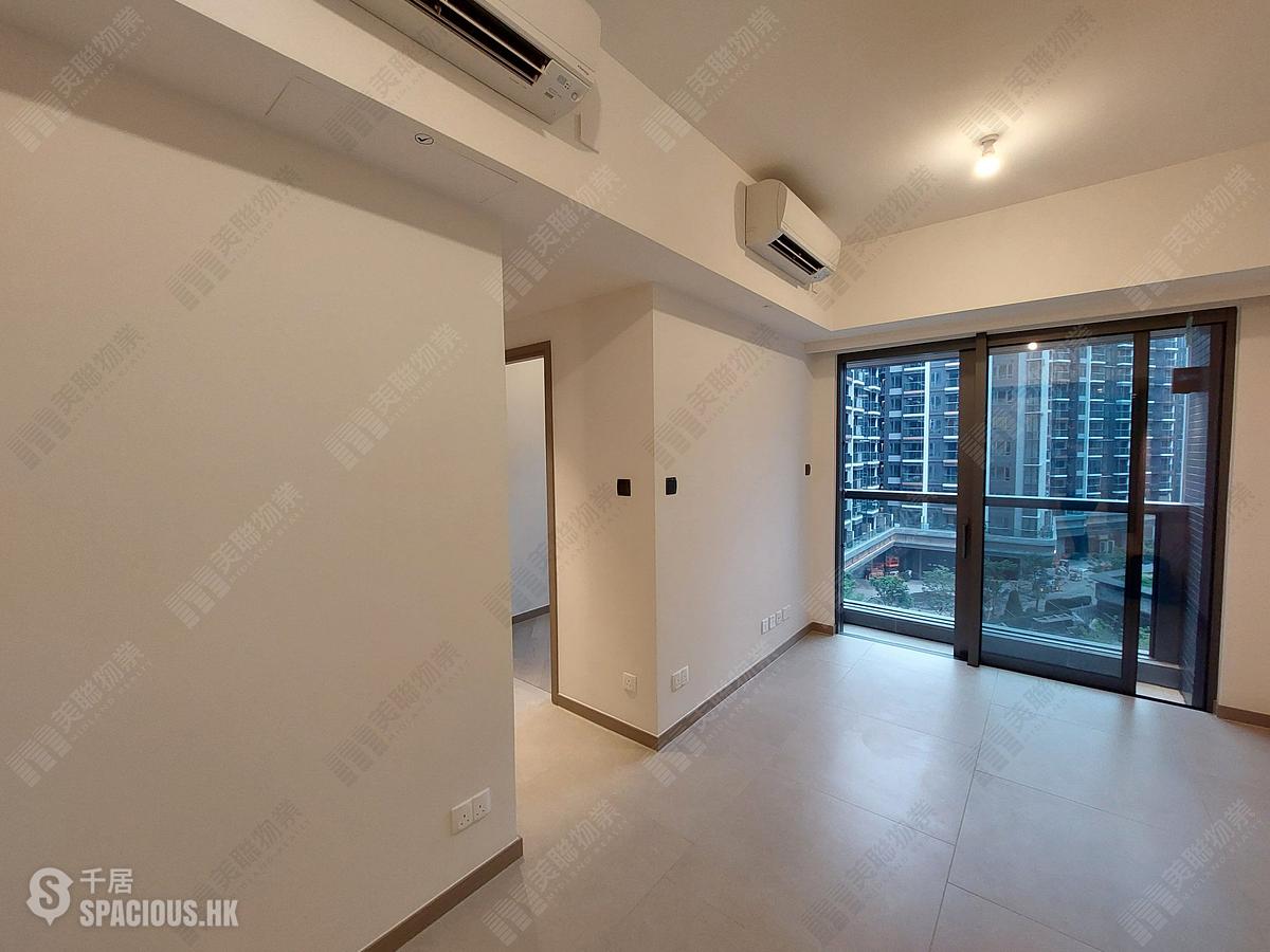 Tai Po Kau - Silicon Hill Phase 1 Greenwood Tower 2 01