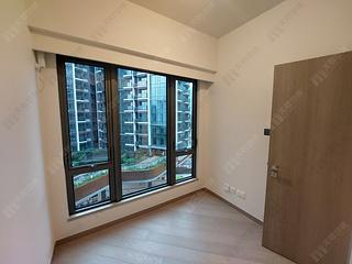 Tai Po Kau - Silicon Hill Phase 1 Greenwood Tower 2 04
