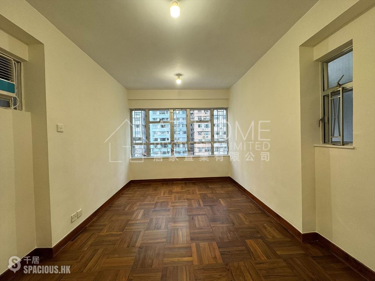 Soho - Tung Shing Terrace 01