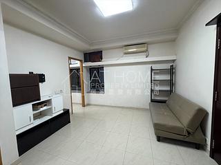 Sai Ying Pun - Liang Ga Building 03