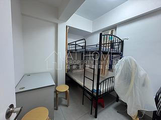 Shek Tong Tsui - Chong Yip Centre 05