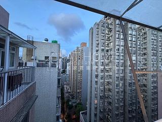 Shek Tong Tsui - Chong Yip Centre 10