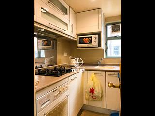 Sheung Wan - Queen's Terrace 14